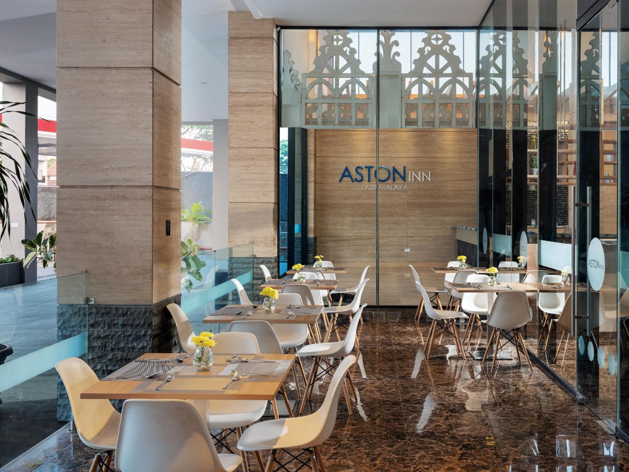 Aston Inn Tasikmalaya Exterior foto